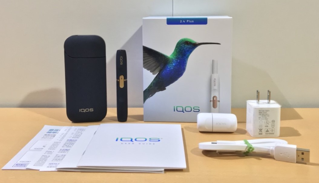 その他買取価格情報 大阪府東大阪 店頭でのお買取 iQOS アイコス2.4Plus 電子タバコ 本体キット ネイビー 登録解除済 火を使わない