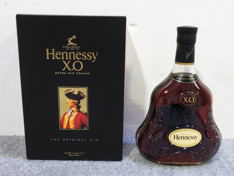 お酒買取価格情報 大阪市北区 店頭でのお買取 在庫処分品 Hennessy/ヘネシー XO 黒キャップ 700ml/40度 クリアボトル 箱