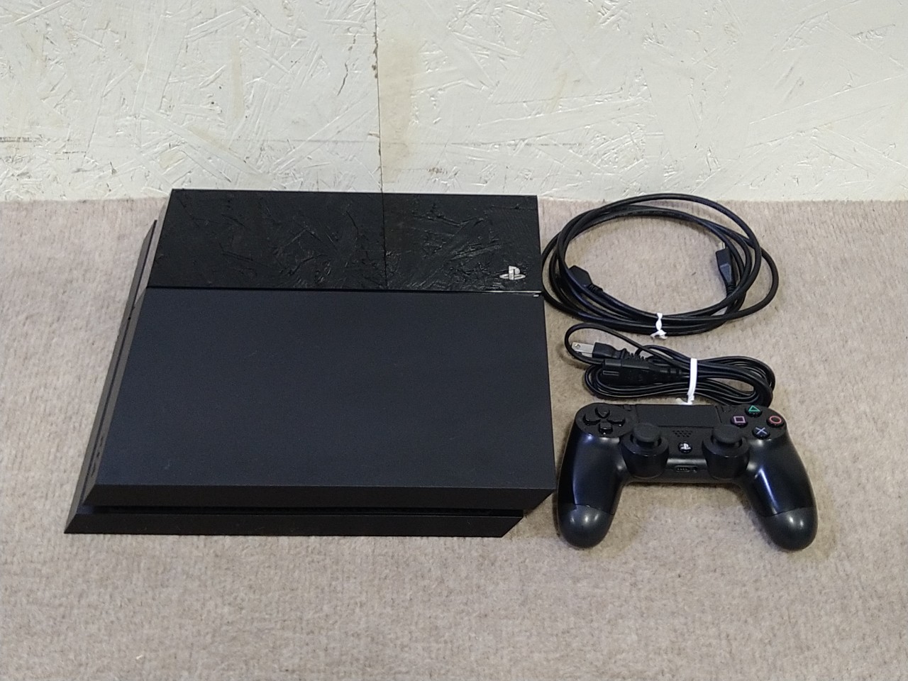 ゲーム買取価格情報 大阪市北区 店頭でのお買取 SONY PlayStation 4 ジェットブラック HDD 500GB CUH-1000A